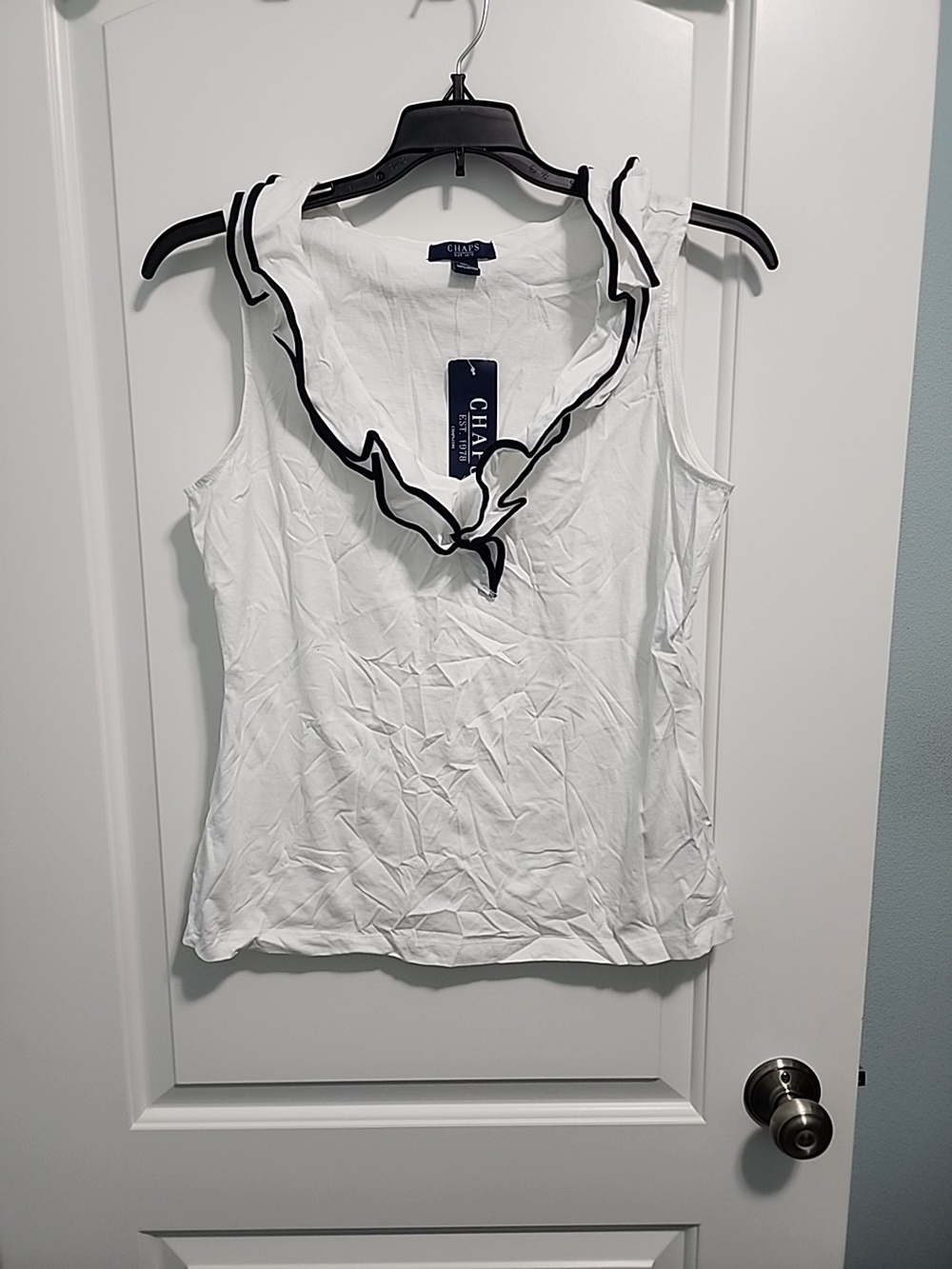 Chaps White Sleeveless Ruffle V-Neck Top with Black Trim